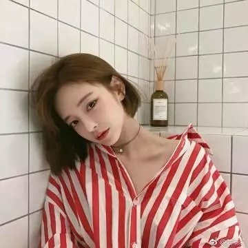 女孩的夏日秘密